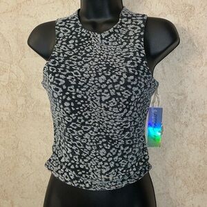 Derek Heart Silver & Black Women's Top❤️
